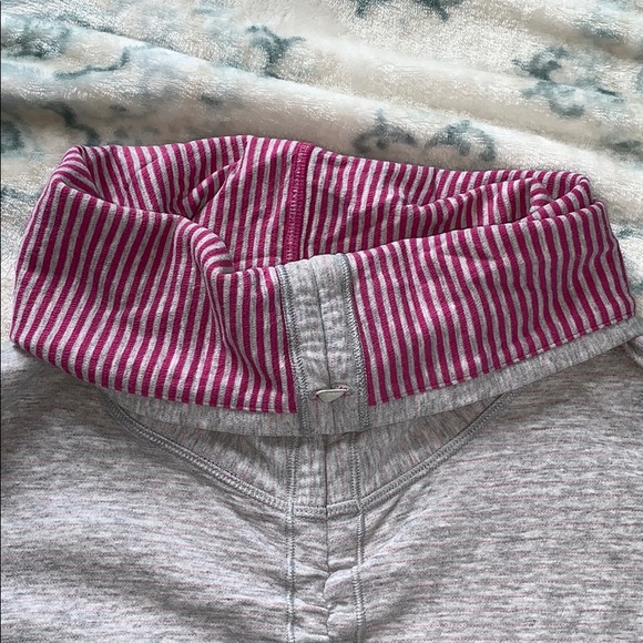 Lululemon pullover - Picture 3 of 7